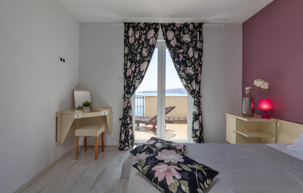 E&M Apartment เซนญ์ ภายนอก รูปภาพ
