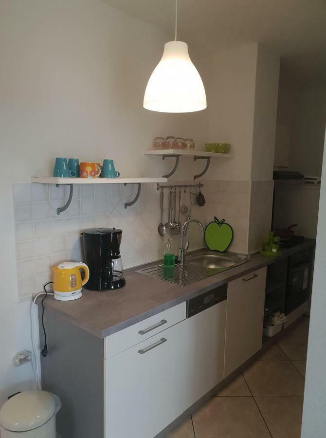 E&M Apartment เซนญ์ ภายนอก รูปภาพ